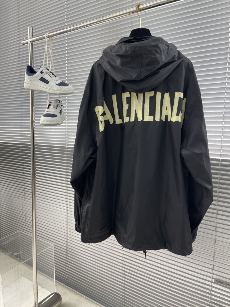 Ba1en*iaga outwear